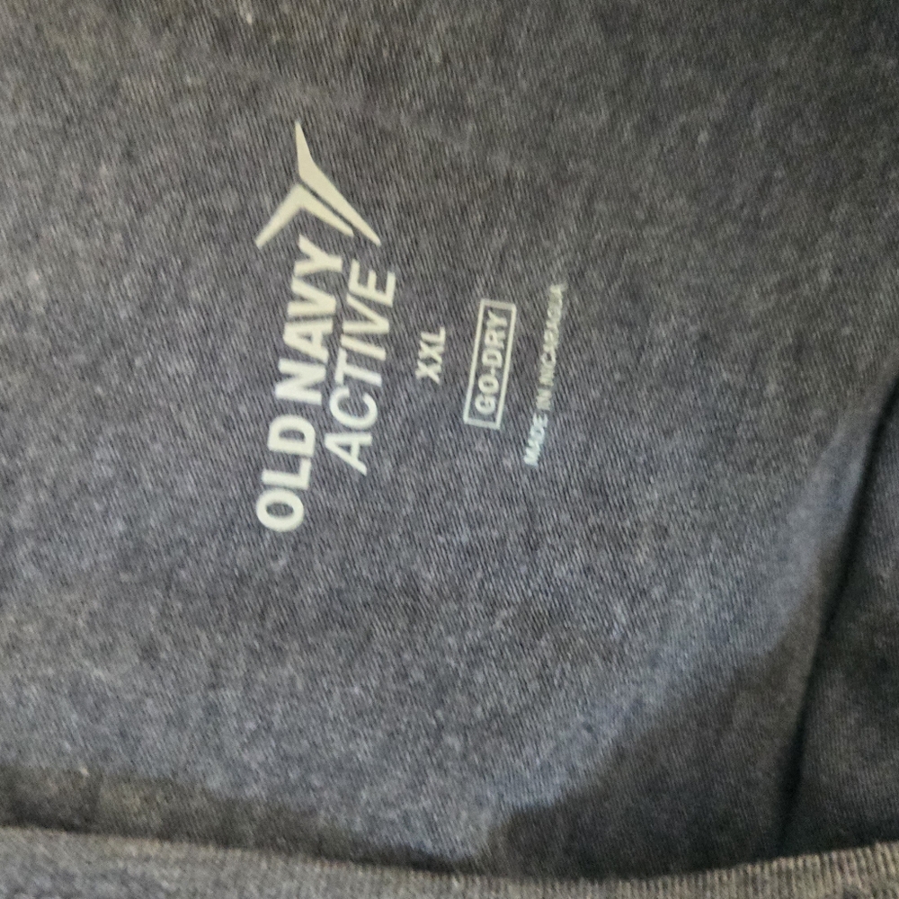 Old Navy Active Go Dry Tanks Bundle of 4 - Picture 5 of 10